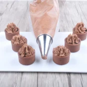 vegan pipping bags by vegan desserts